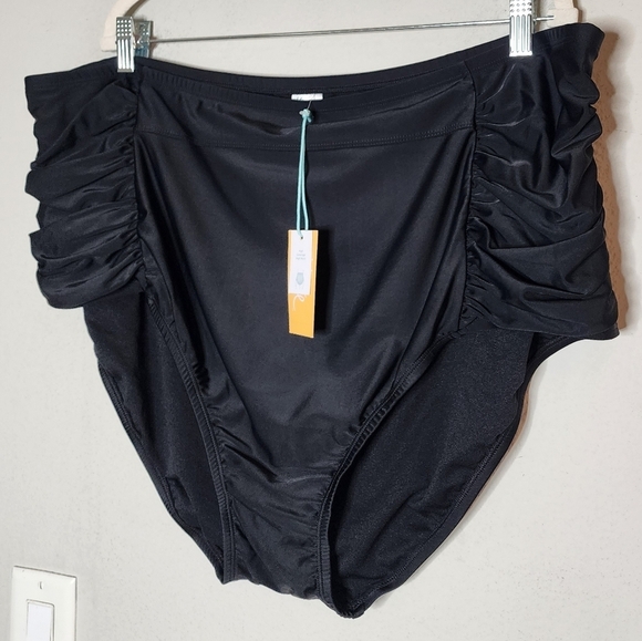 NWT Kona Sol black high waist high coverage  ruched bikini bottoms.  Size 3X - Picture 1 of 11